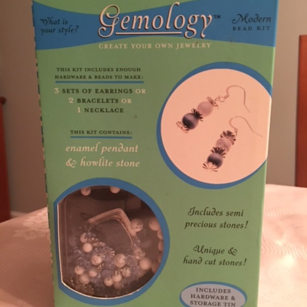 REDUCED 4 HOLIDAYS! New  Gemology  Girls Create Your Own Jewelry 3 sets earrings